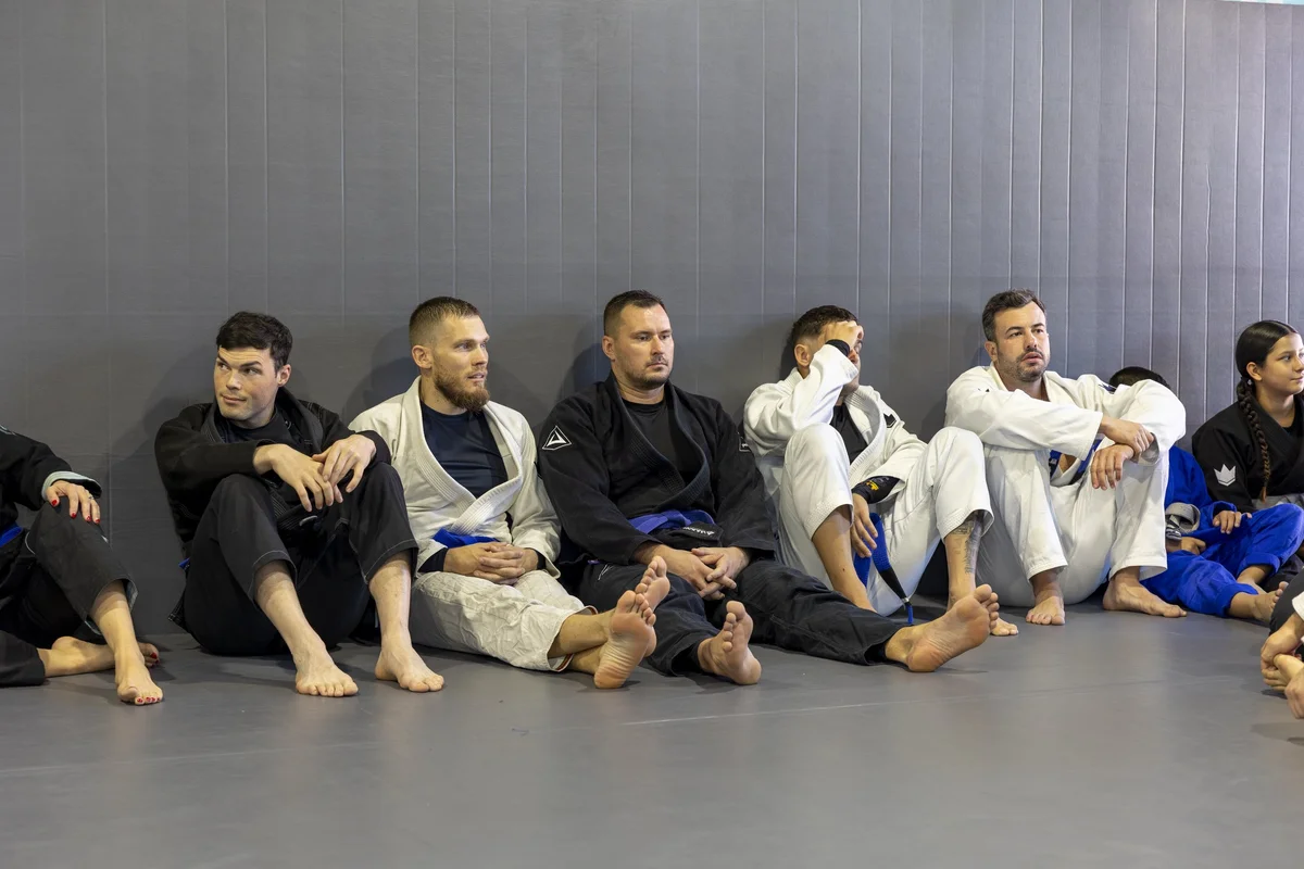305 Grappling facility image