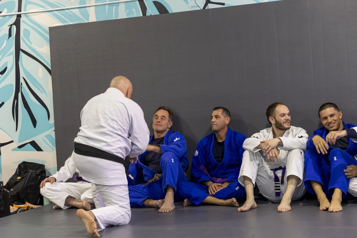 305 Grappling facility image
