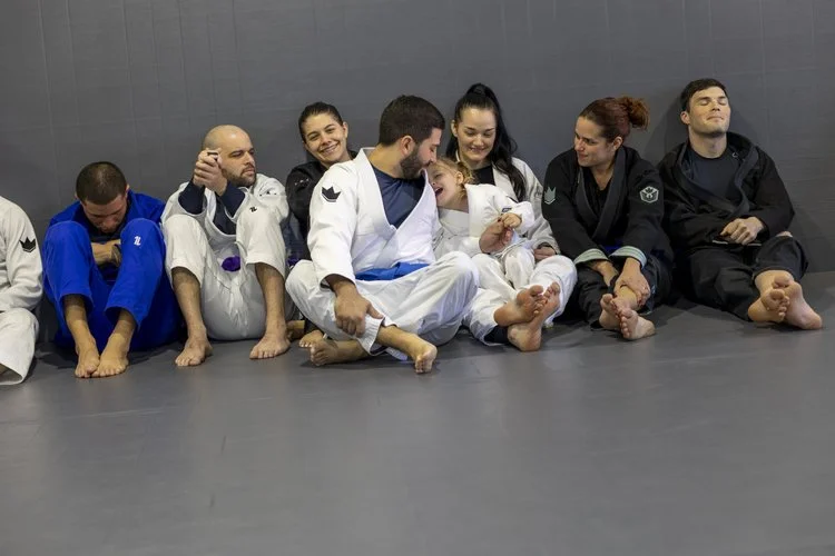 305 Grappling facility image