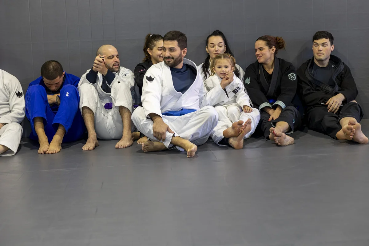 305 Grappling facility image