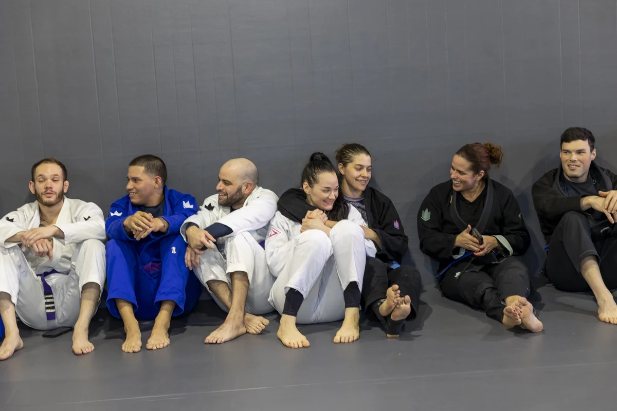 305 Grappling facility image