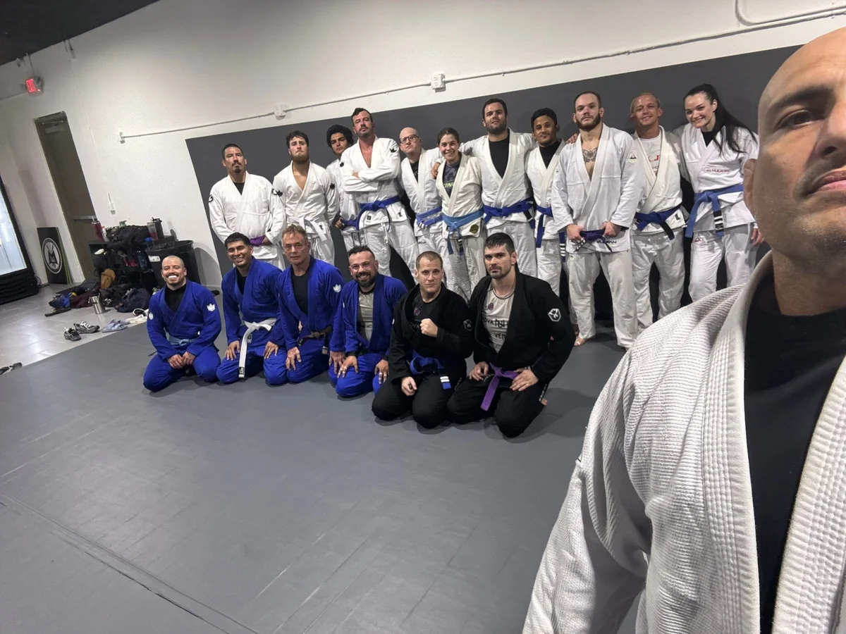 305 Grappling facility image