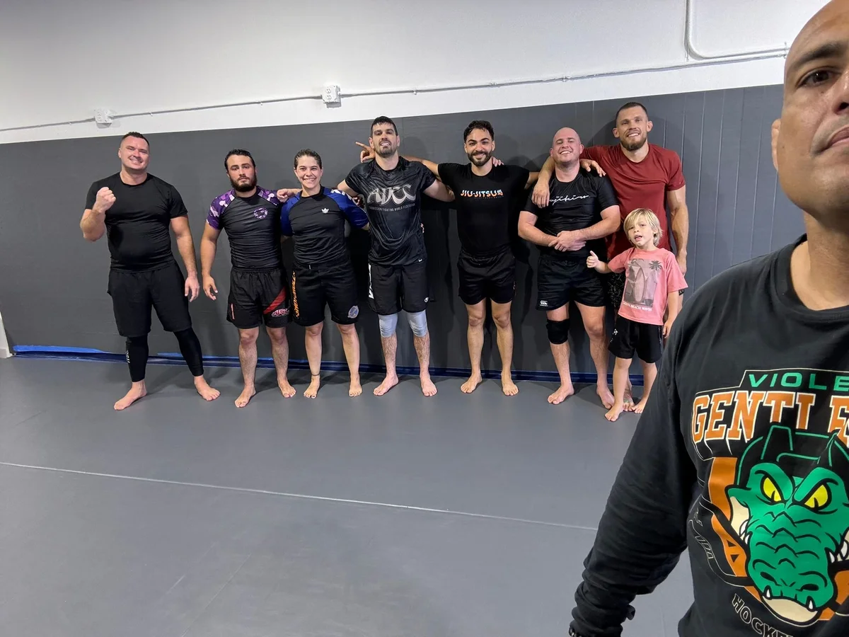 305 Grappling facility image