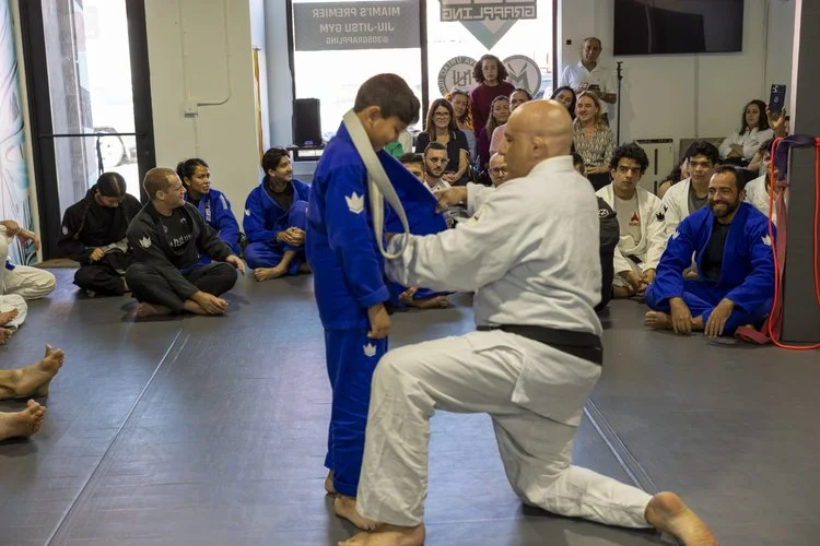 305 Grappling facility image