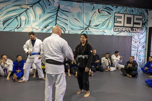 305 Grappling facility image