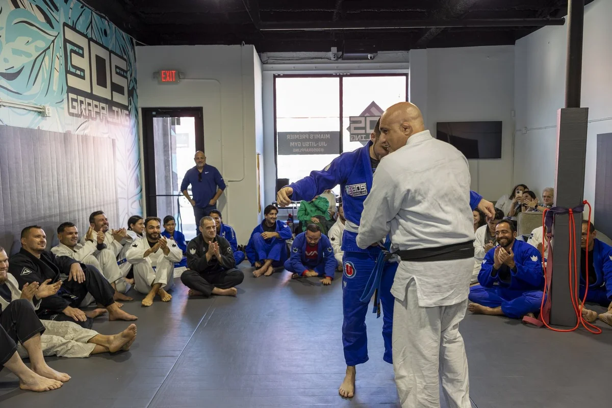 305 Grappling facility image