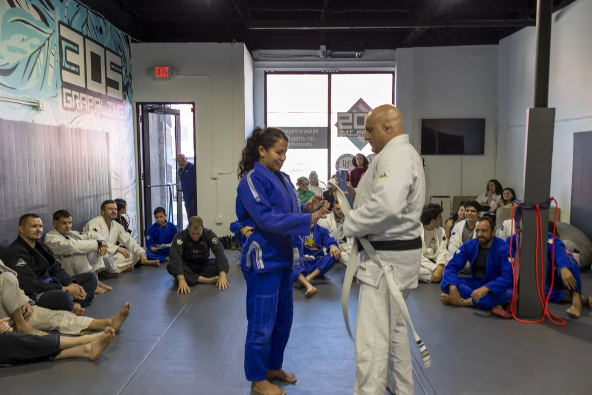 305 Grappling facility image