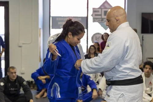 305 Grappling facility image