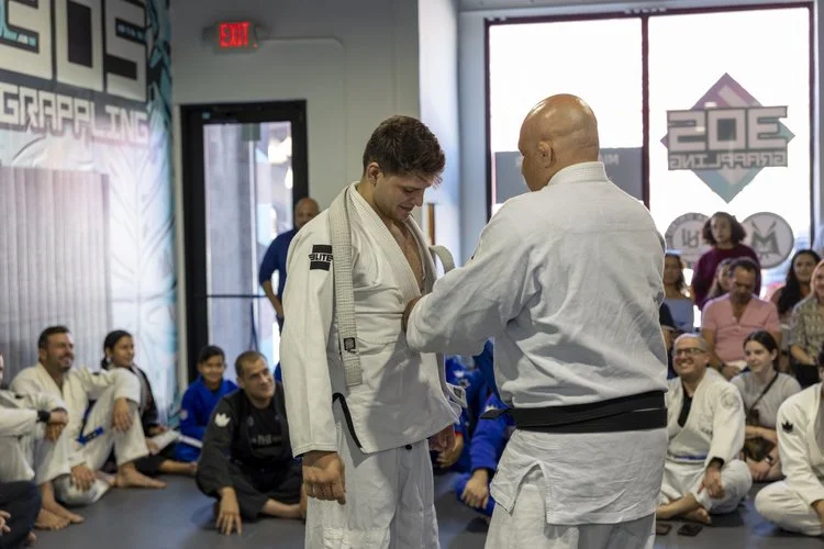 305 Grappling facility image