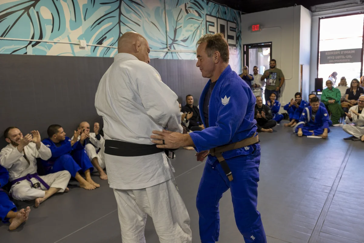 305 Grappling facility image