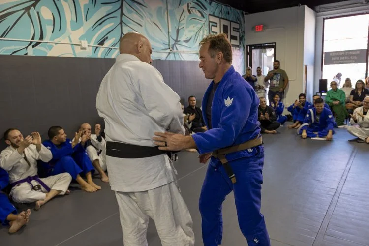 305 Grappling facility image