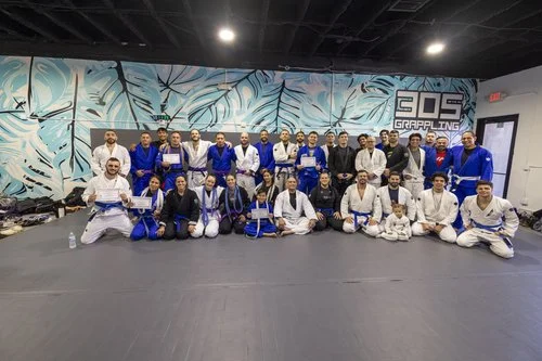 305 Grappling facility image
