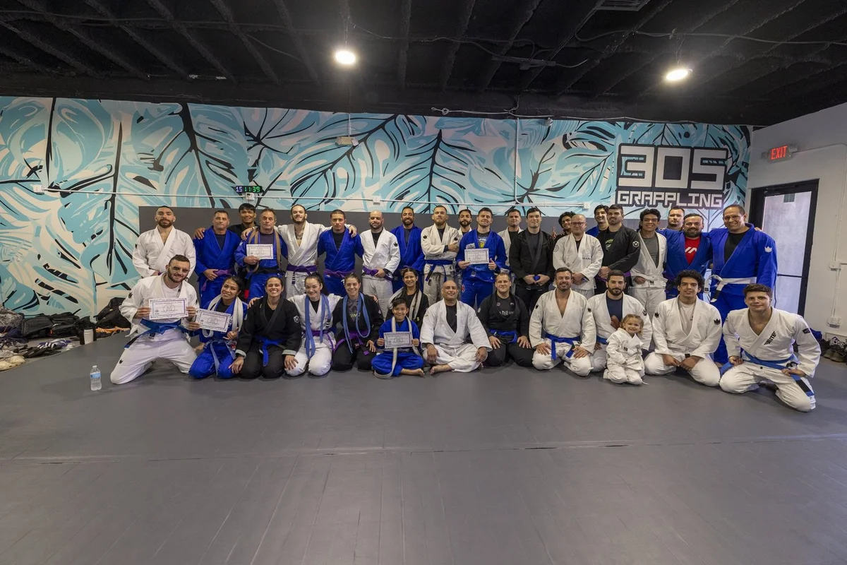305 Grappling facility image
