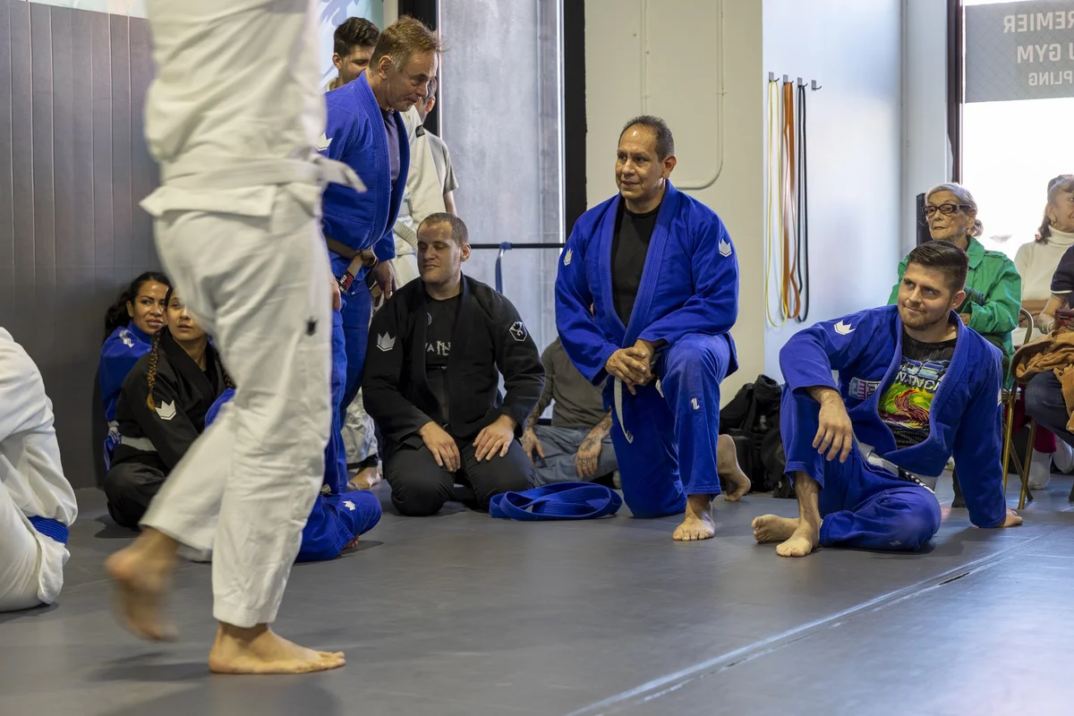305 Grappling facility image