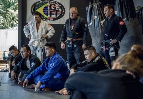 ROOTS JIU JITSU HAWAII visual