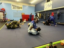Rolls Jiu Jitsu facility image