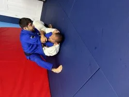 Rolls Jiu Jitsu facility image