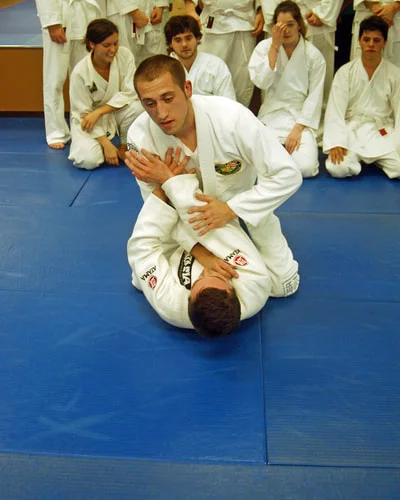 CARLSON GRACIE COLUMBUS academy photo