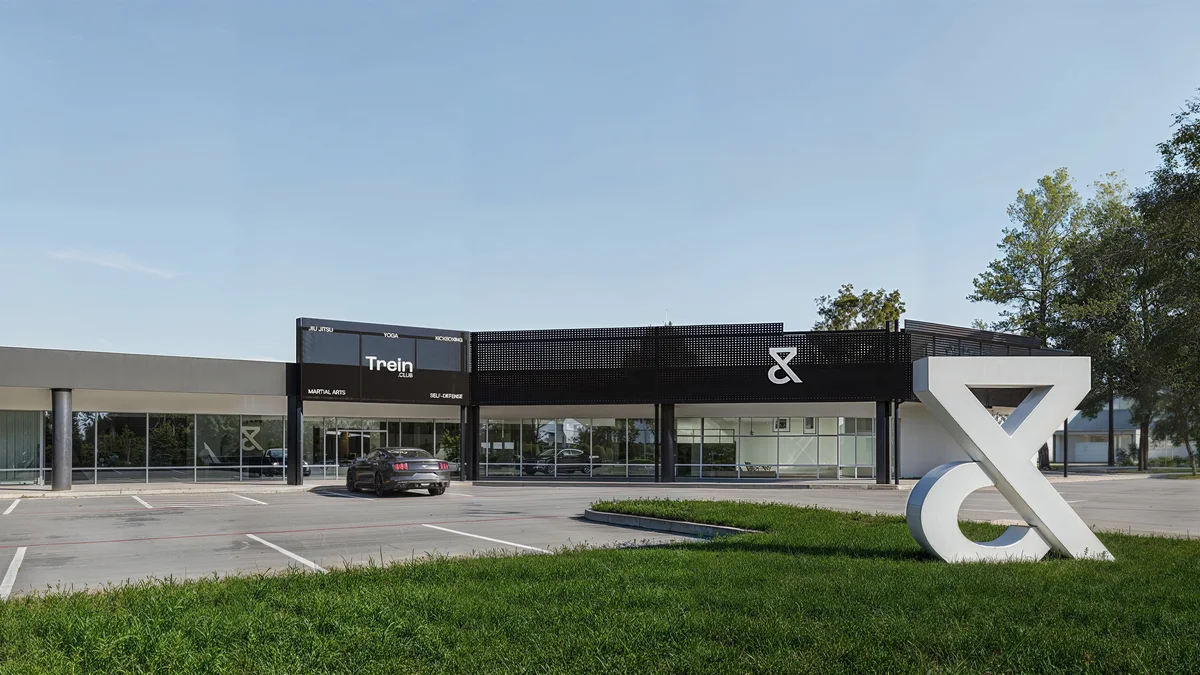 Trein Club at Houston facility image