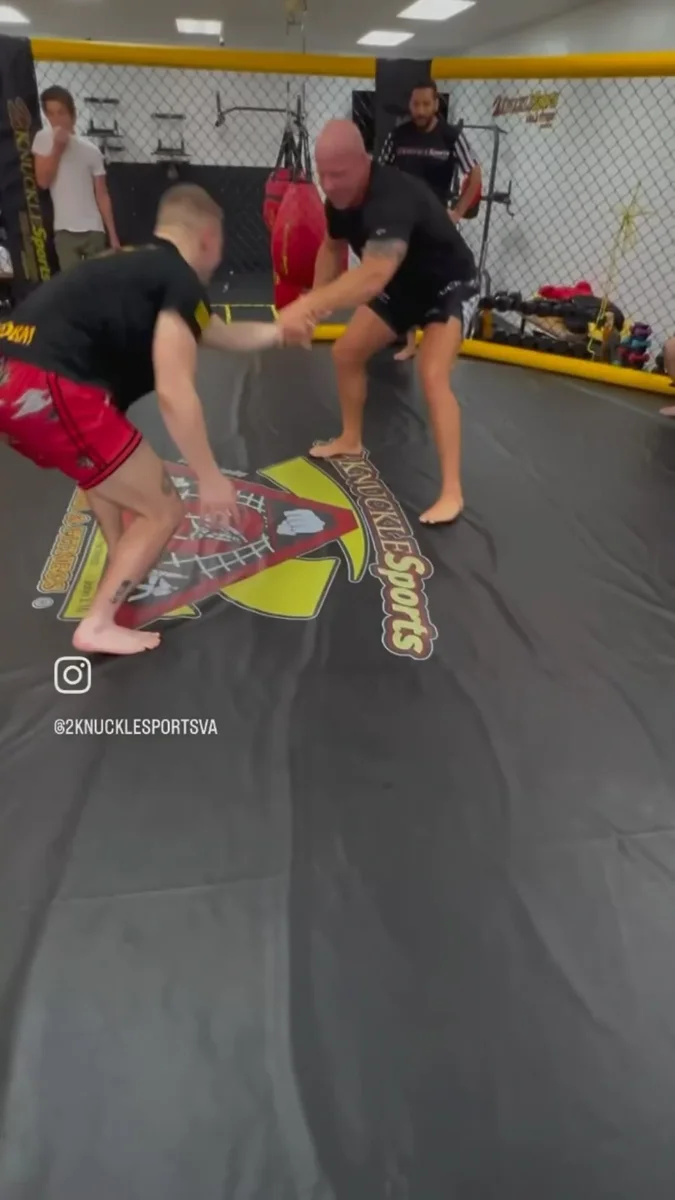2KnuckleSports MMA & Fitness facility image