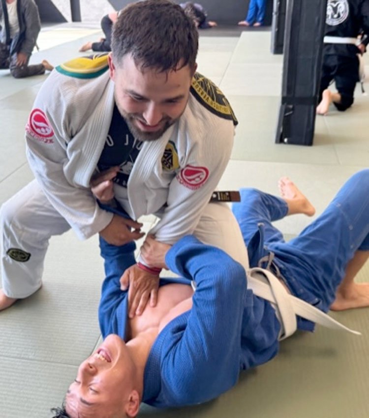 100 Kilos Jiu Jitsu visual