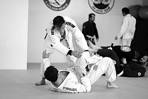 Marcelo Alonso Adult no-Gi Brazilian Jiu-Jitsu in Seattle academy photo
